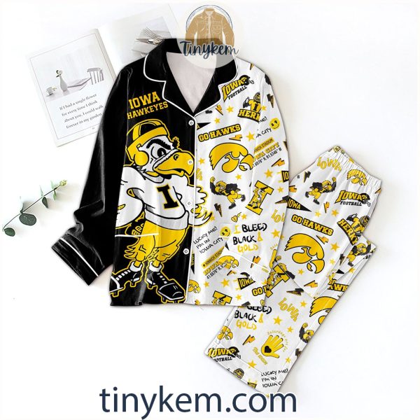 Iowa Hawkeyes football Icons Pajamas Set