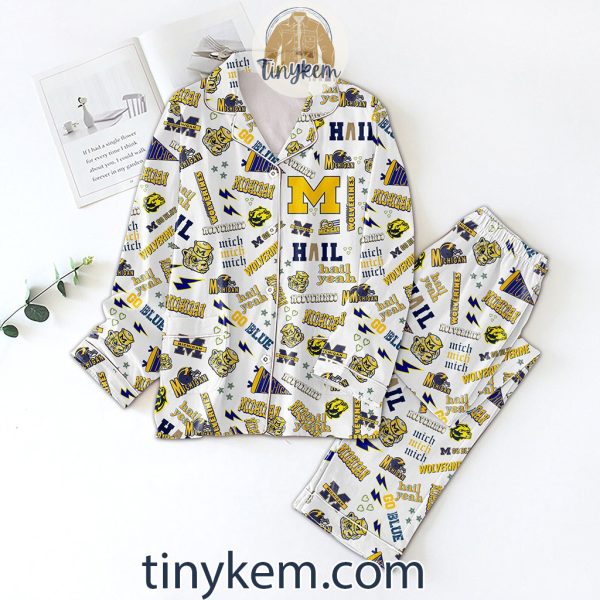 Michigan Wolverines football Icons Bundle Pajamas Set