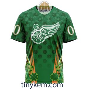 Detroit Red Wings Shamrocks Customized Hoodie Tshirt Gift for St Patricks Day2B6 xk0oc