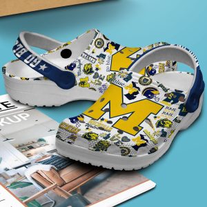 Michigan Go Blue Unisex Clogs Crocs Icons Bundle Design2B7 nsFuH