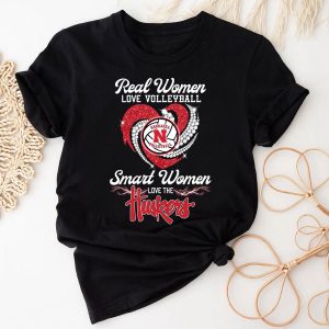 Real Women Love Volleyball Smark Women Love The Huskers Shirt2B6 NVzJn