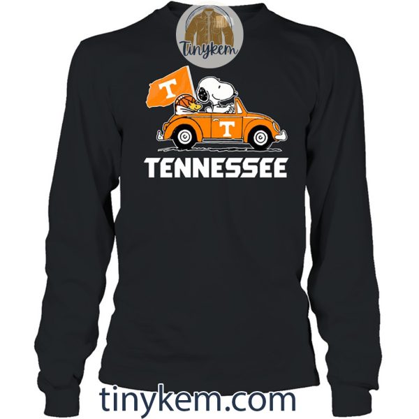Tennessee Basketball With Snoopy Driving Car Tshirt