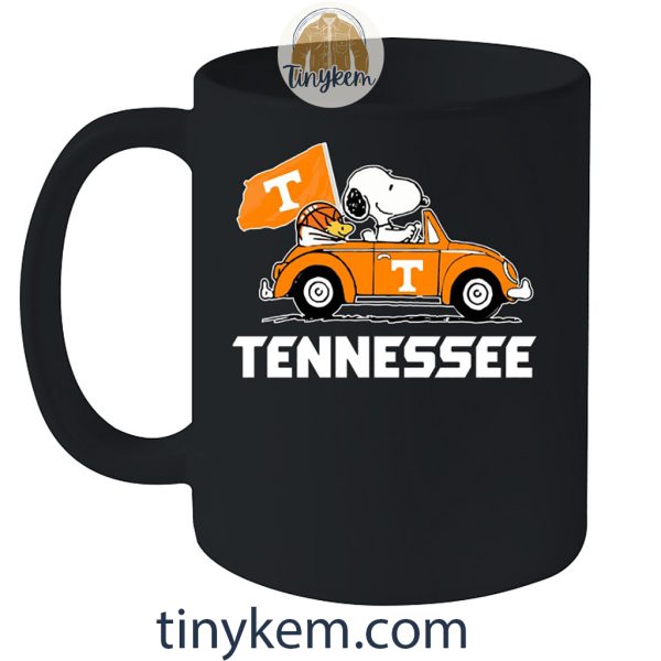 Tennessee Basketball With Snoopy Driving Car Tshirt