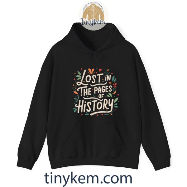 Funny History Book Readers – Lost In The Pages Of History Shirt