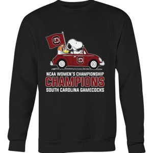 South Carolina Gamecocks With Snoopy Driving Car Shirt NCAA Basketball 2024 Champions2B3 Gw0Dt