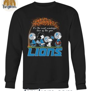 Detroit Lions Peanuts Charlie Browns And Snoopy In Fall T Shirt 3 RaxCB