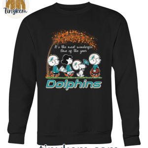 Miami Dolphins Peanuts Charlie Browns And Snoopy In Fall T Shirt 3 UzQu5