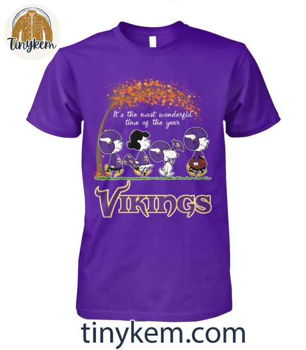 Snoopy Peanuts Minnesota Vikings Fall Is Wonderful Time Of The Years T-Shirt